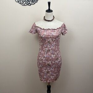 NWT Off the Shoulder Floral Dress
